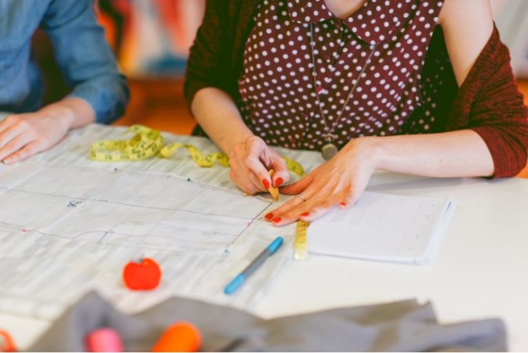 How To Find A Sewing Class Near Me (5 Ways) SEAM WHISPERER