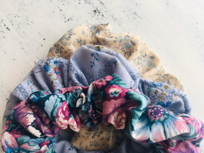 6 Best Fabric For Scrunchies