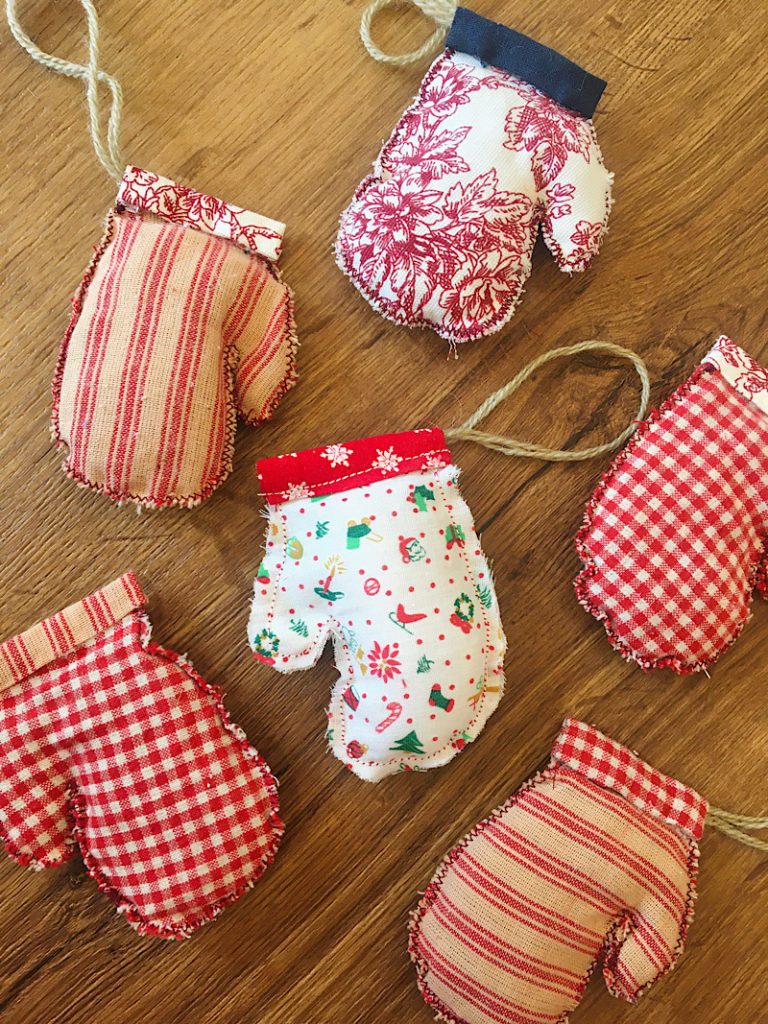 small mitten christmas ornaments made of fabric