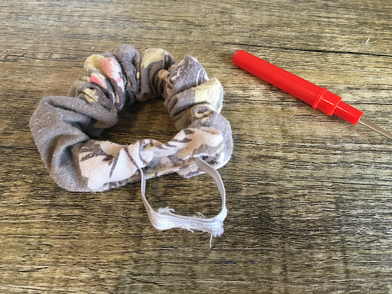 pulling elastic out of scrunchie