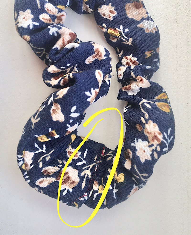 topstitching on the short side of a scrunchie