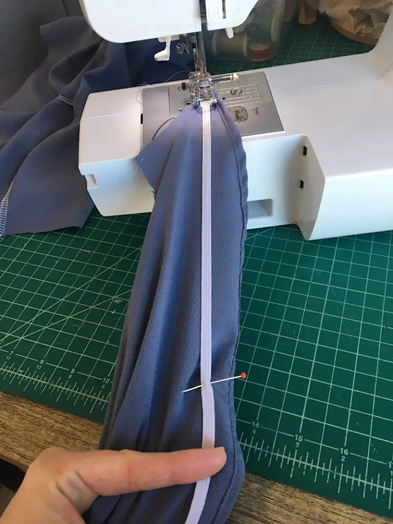 sewing elastic to sleeve
