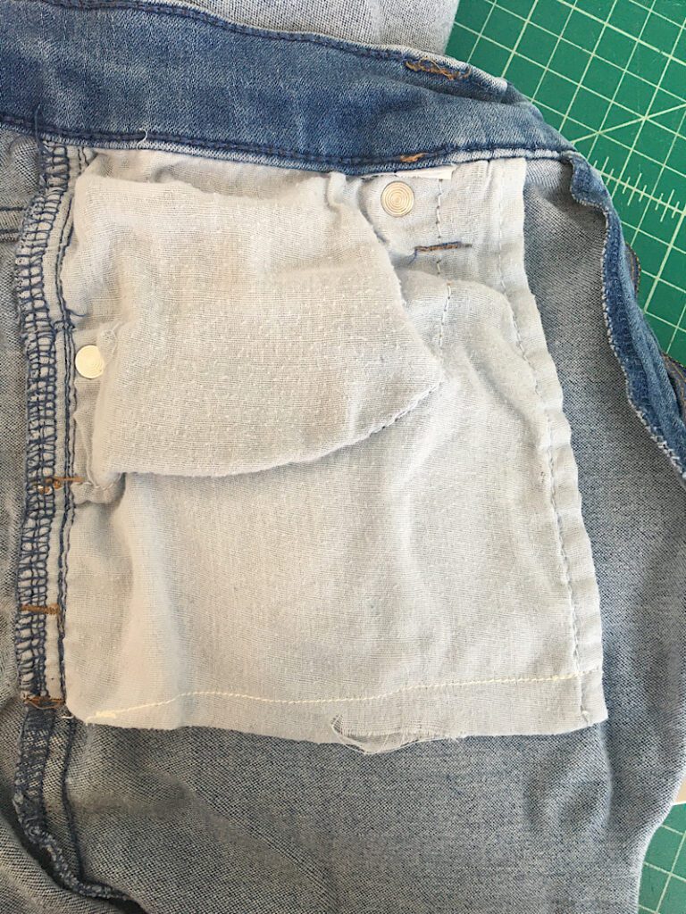 fixing the hole on the bottom of the front pocket in jeans or pants