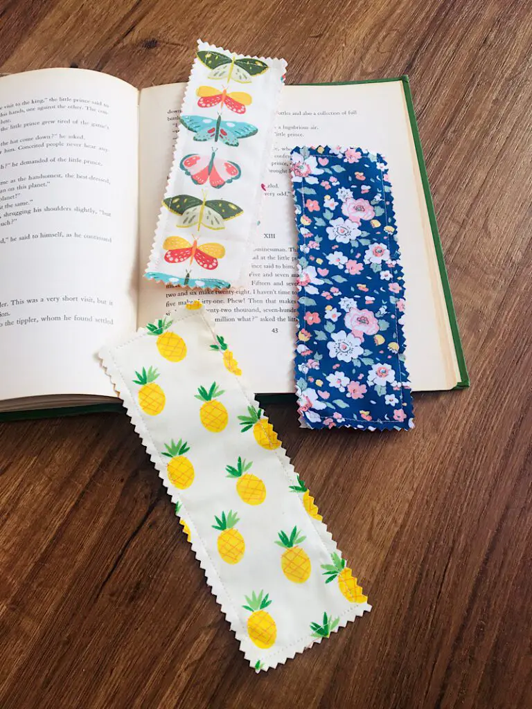 How To Make A Fabric Bookmark (Reusable!)