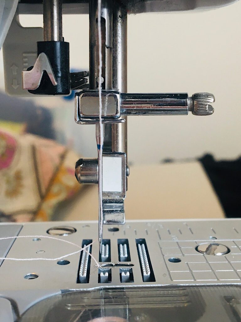 left homing needle sewing machine