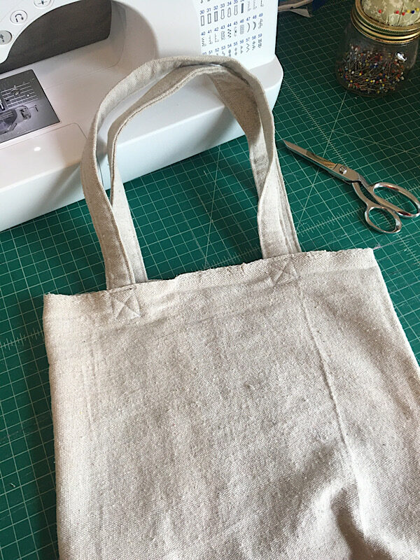 completed tote bag
