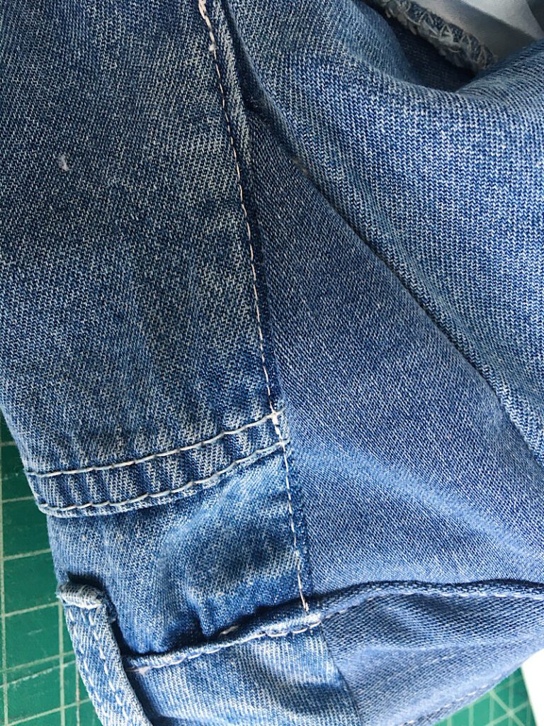 topstitching on jeans