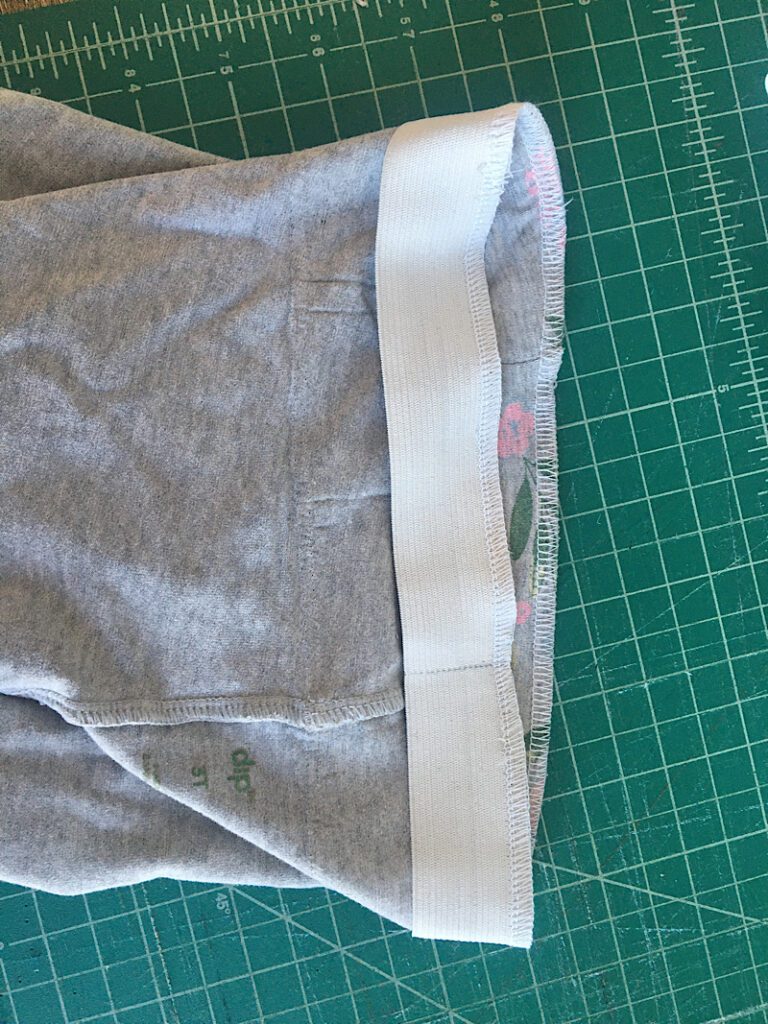 Elastic Waistband, How to Sew a Hidden Elastic Waistband