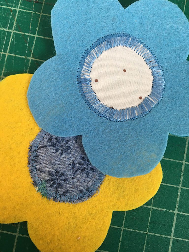 zig zag stitched felt flower coasters