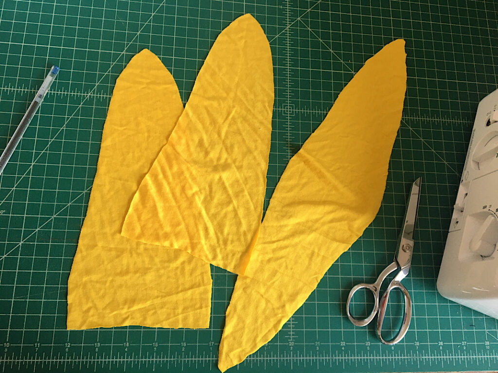 tie on kitchen towel template pieces cut out
