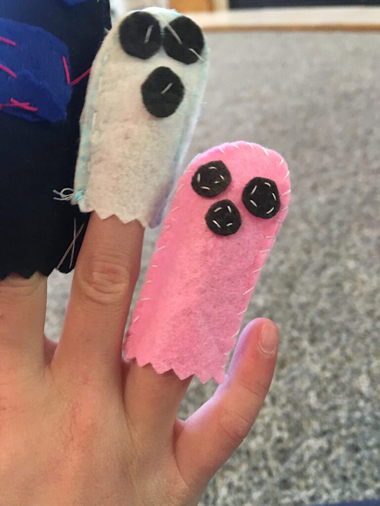 Ghost felt finger puppets