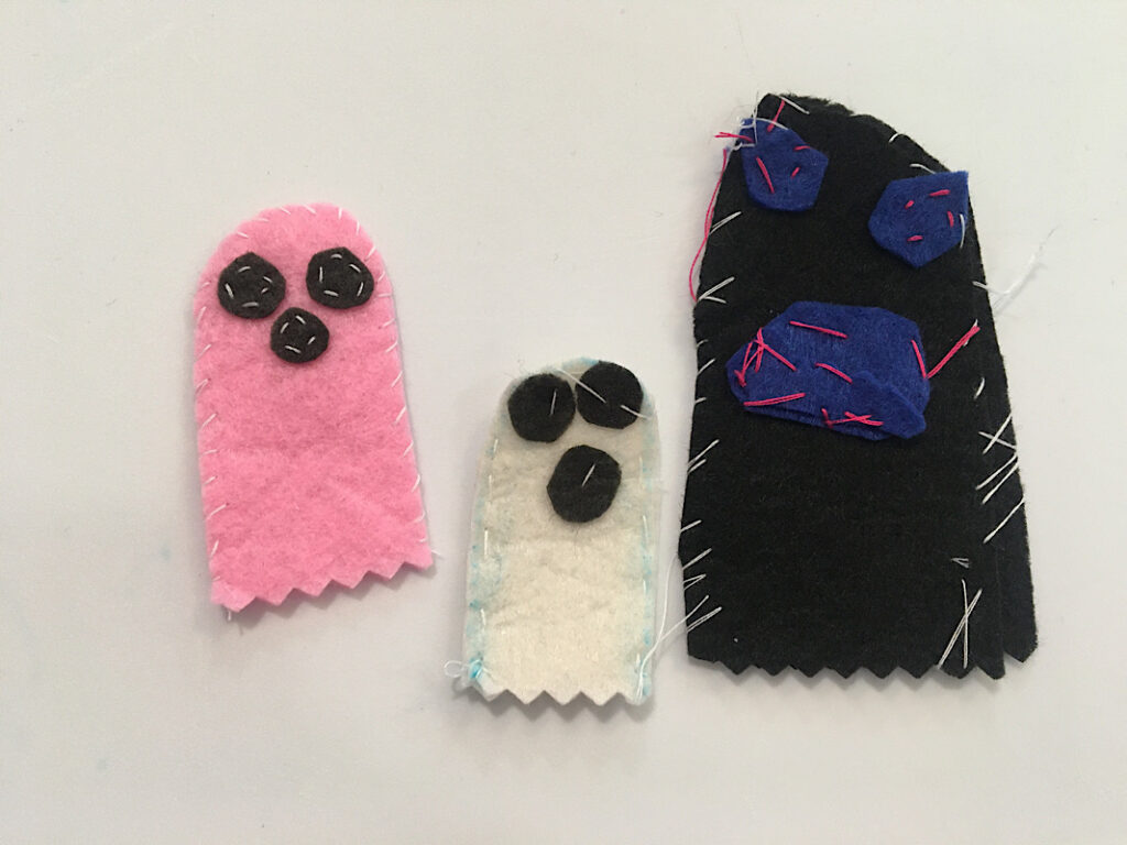 felt ghost finger puppets