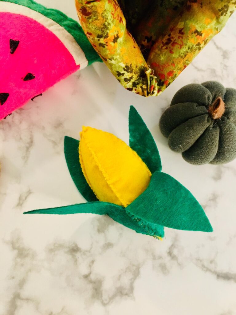 felt play food corn on the cob