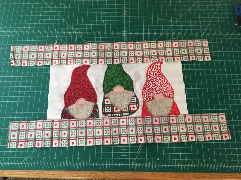 adding a border to the gnome quilt